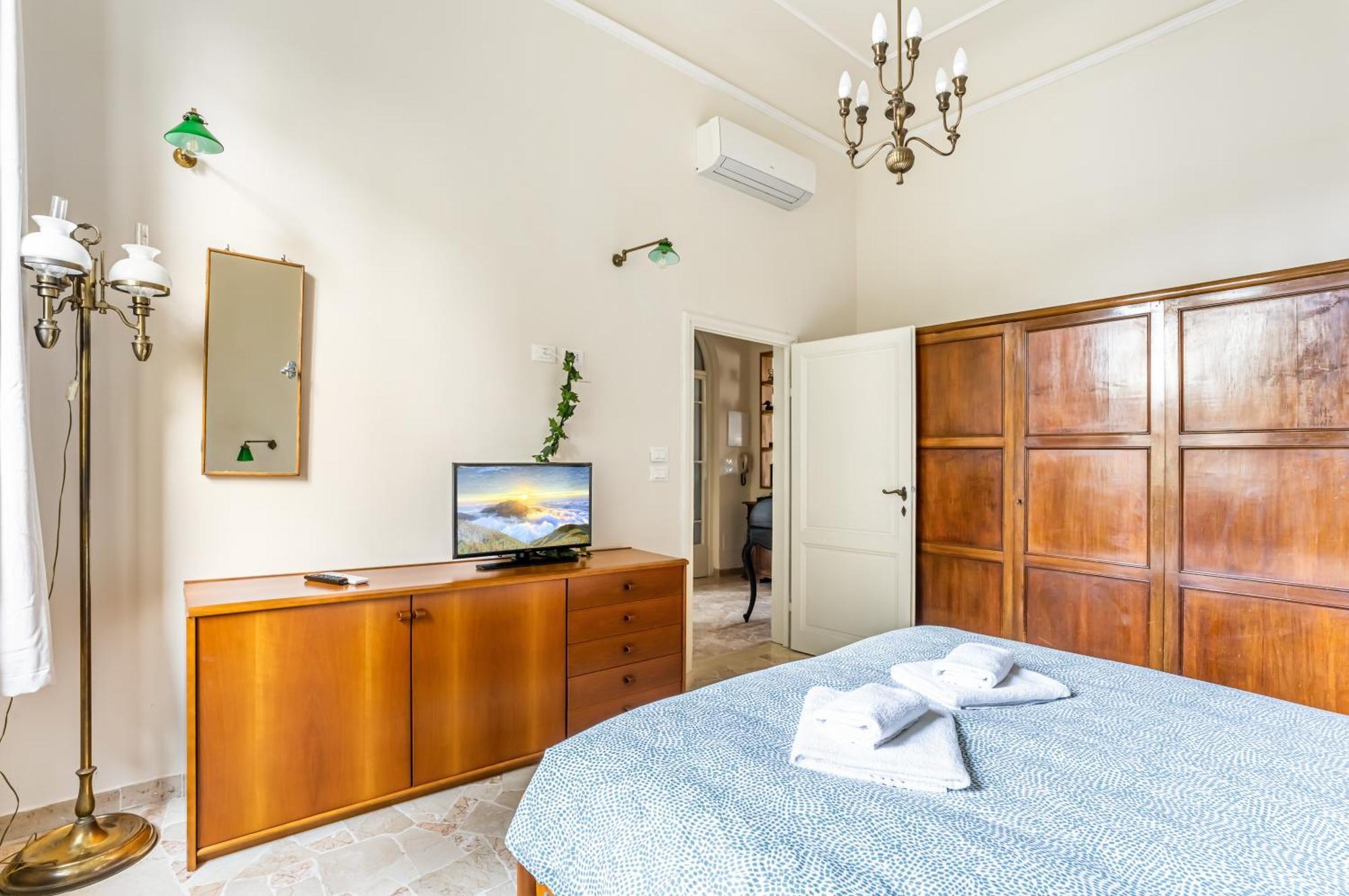 Bright Apartment With Private Garden And Balcony Florence Ngoại thất bức ảnh