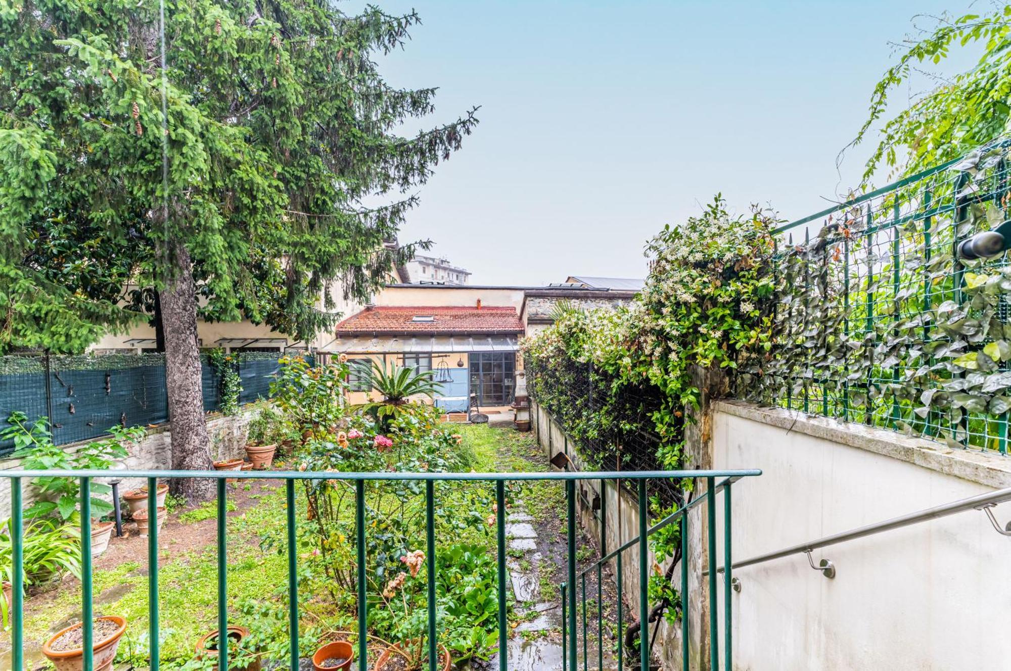 Bright Apartment With Private Garden And Balcony Florence Ngoại thất bức ảnh